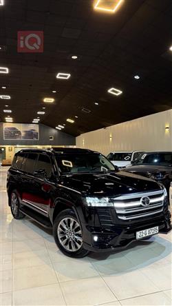 تويوتا لاندكروزر